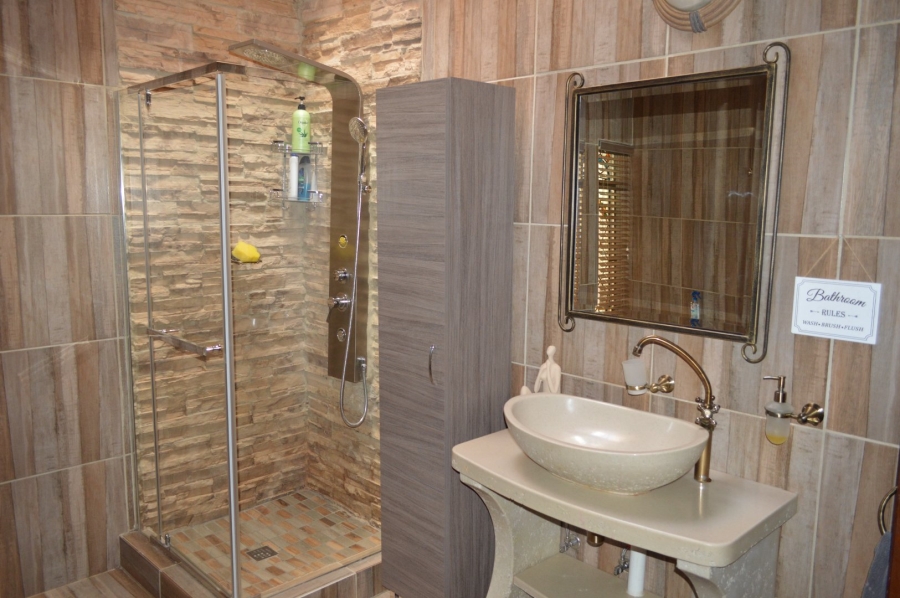 4 Bedroom Property for Sale in Flamwood North West